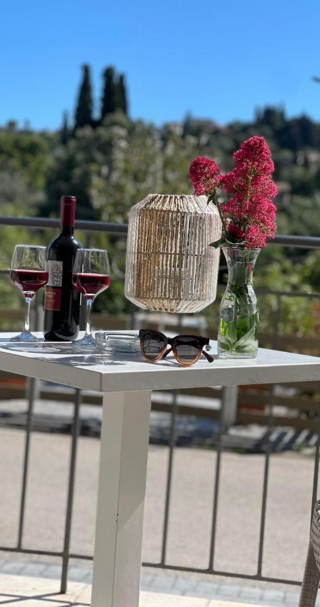 Georgia'S Apartments, Ipsos Corfu المظهر الخارجي الصورة