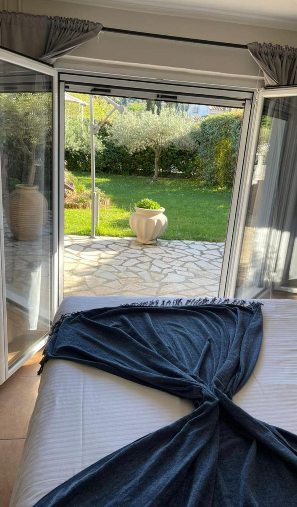 Georgia'S Apartments, Ipsos Corfu المظهر الخارجي الصورة