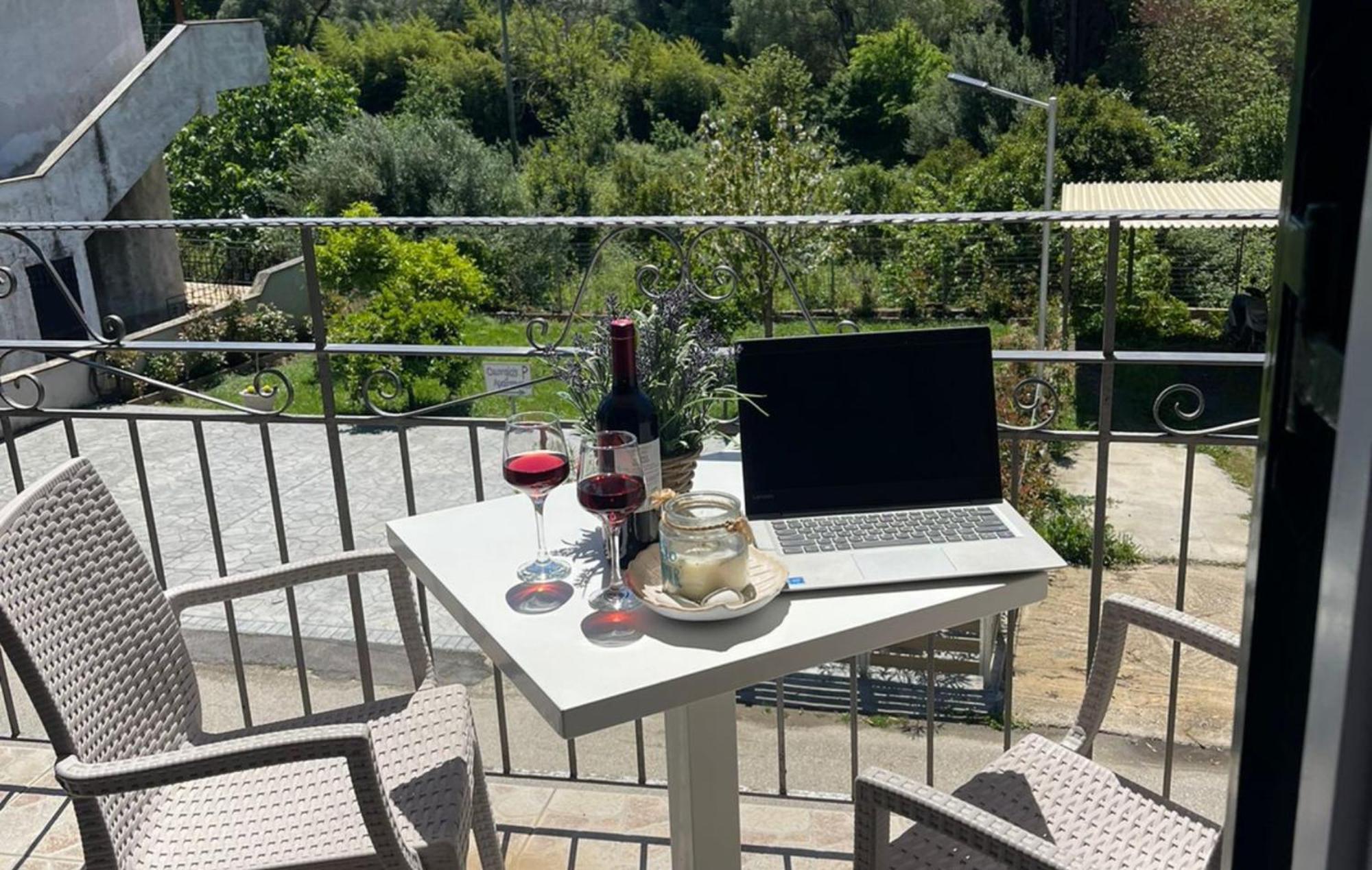 Georgia'S Apartments, Ipsos Corfu المظهر الخارجي الصورة
